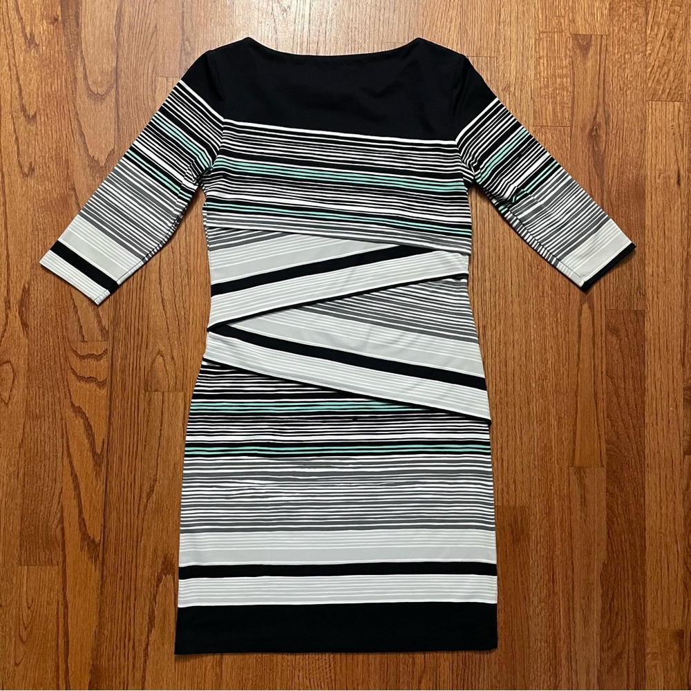 J. McLaughlin Nicola Tiered Striped Catalina Cloth Dress size S - Picture 7 of 13